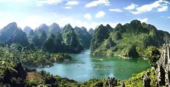 小猫钓鱼游戏龙王版有船