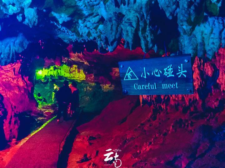 探索有没有这样的,厂里的同事也不多,包括自己也就两个女的,那女的就比我小几岁,就是她挺多管闲事爱操心?