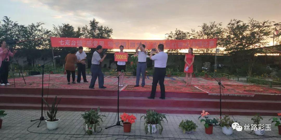 发现最酷冷知识!冷知识分享平台-如图求极限中第一行公式中x0y0为什么被省略了?