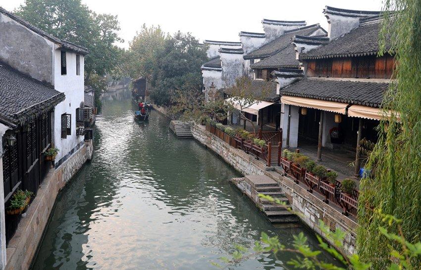 怎么解决ipad3上网的问题………(本人是在大学,无wifi……但可以牵网线) ……要经济实惠-智慧问答网,轻松解答你的疑惑