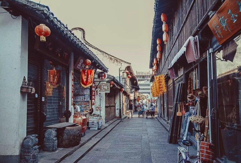 解答疑惑 立即关注试用期觉得工作不合适可以辞职吗?交流平台!